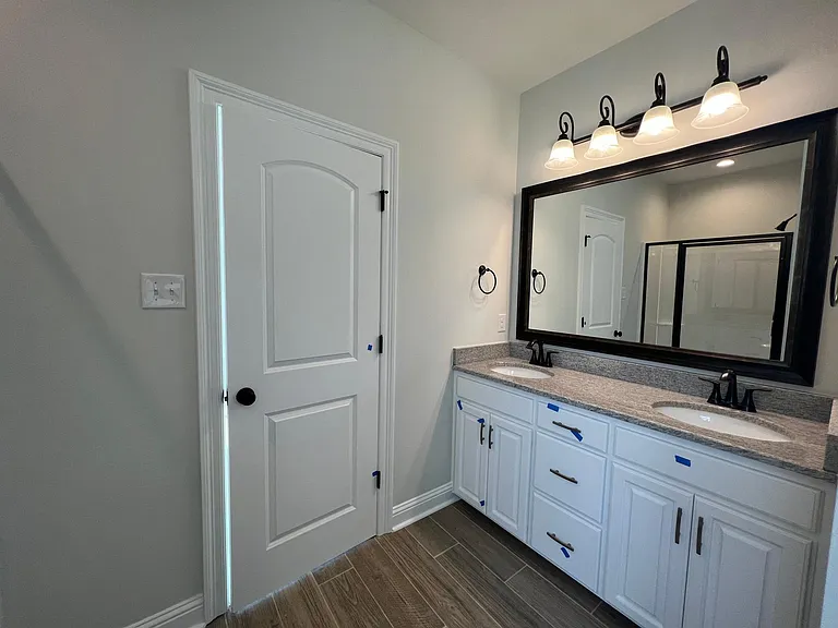1041 Lakehaven Dr — Photo 9