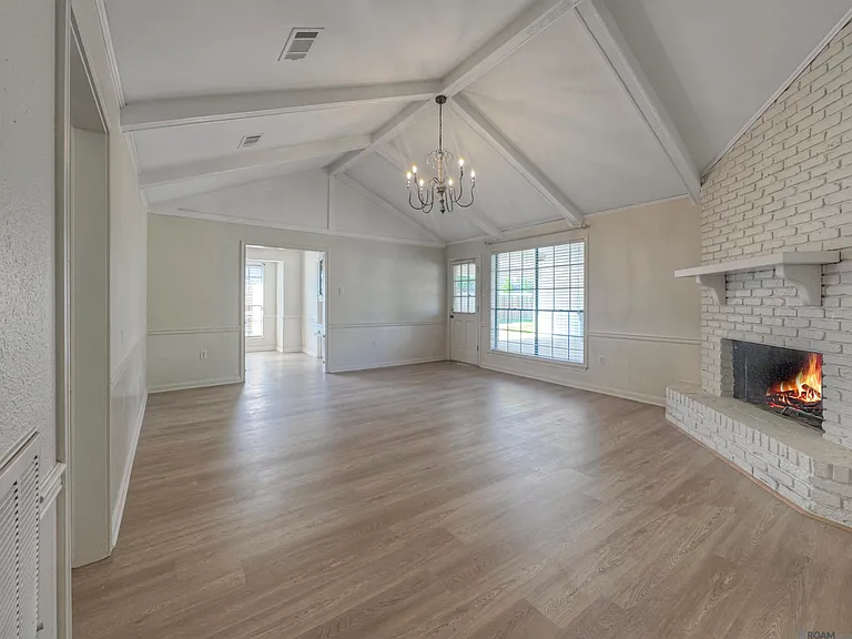 4941 Pine Hill Dr — Photo 7