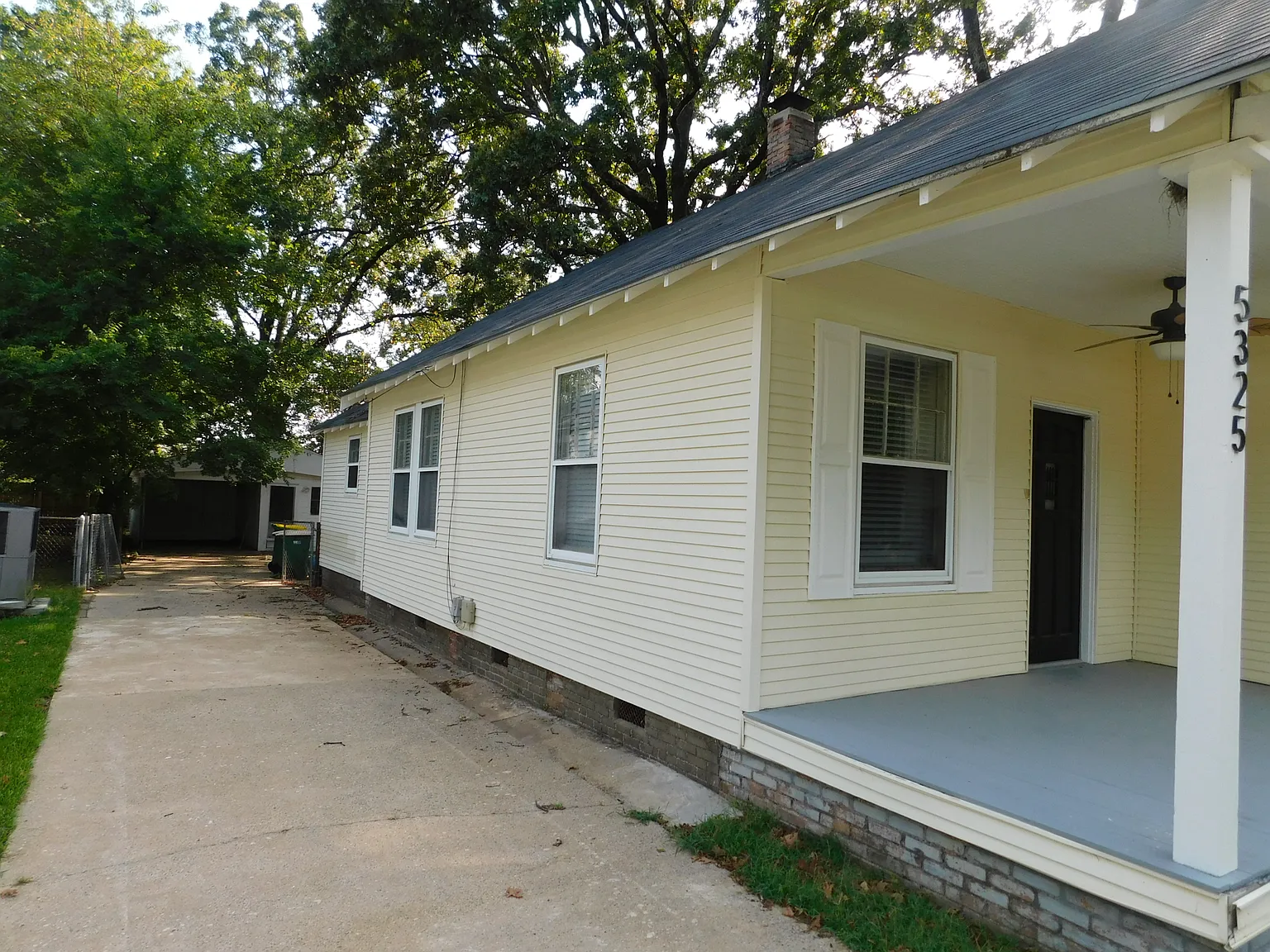 3 bed, 1325 sqft, $1,600 — Photo 3
