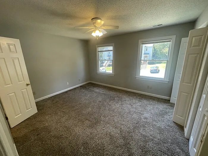 6140 Loch Laural Ln — Photo 5