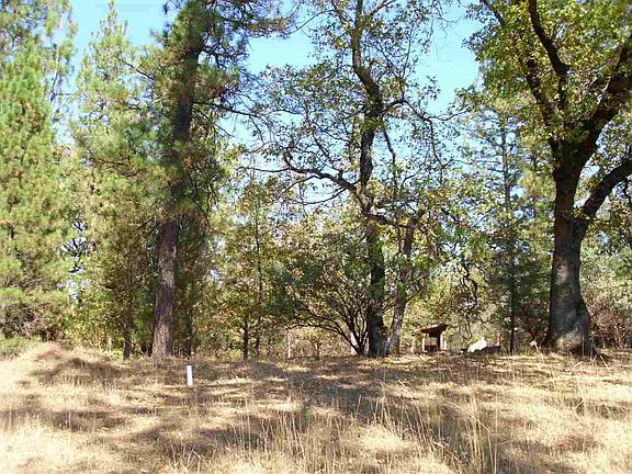 3rd image of 796 Fay St
