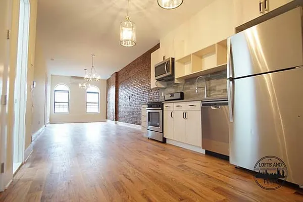 Rented by Lofts and Flats LLC | media 48