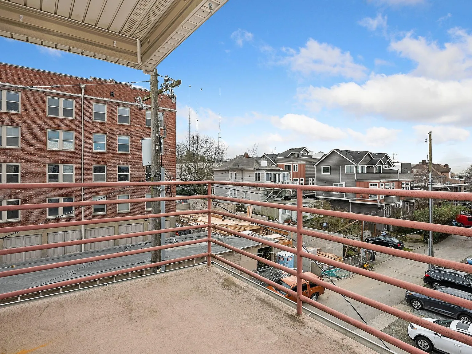 1828 Apartments — Photo 3