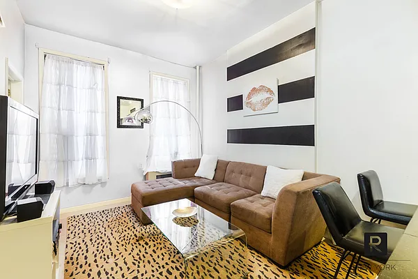 Rented by R New York | media 1