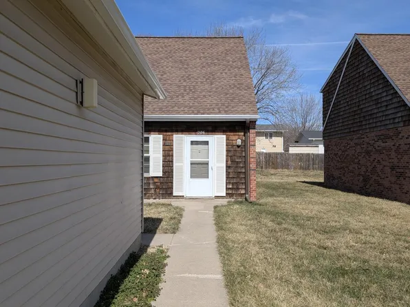 1514 Scott St #1514, Beatrice, NE 68310