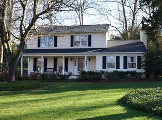 1040 Willowlake Rd, Winston Salem, NC 27106