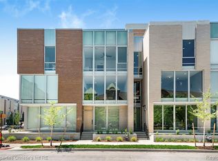 2805 Brush St, Detroit, MI 48201