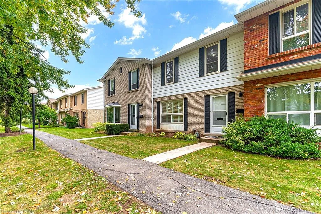 5475 Lakeshore Rd #4 photo 1
