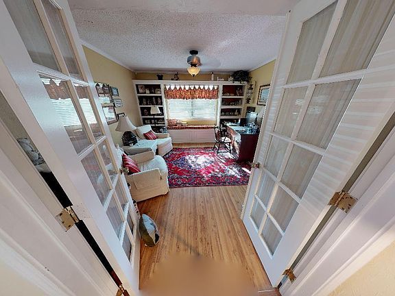 5th image of 11316 Conch Ct