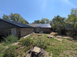 1504 Cynthia St, Mountain View, AR 72560
