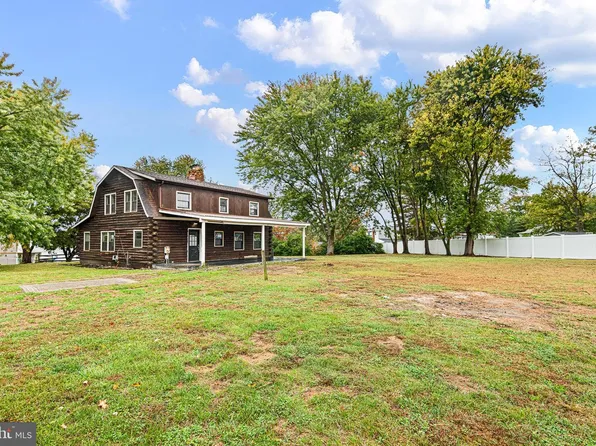 241 Smalleys Dam Rd #1/2, Newark, DE 19702