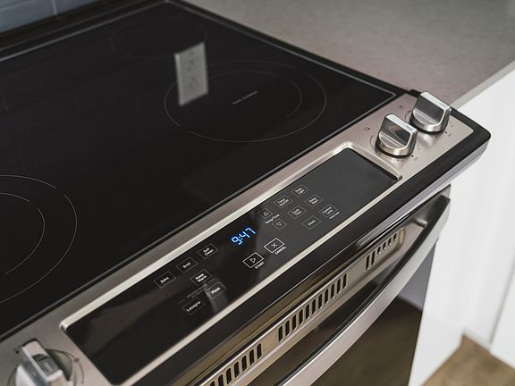 ENERGY STAR_ front-control range