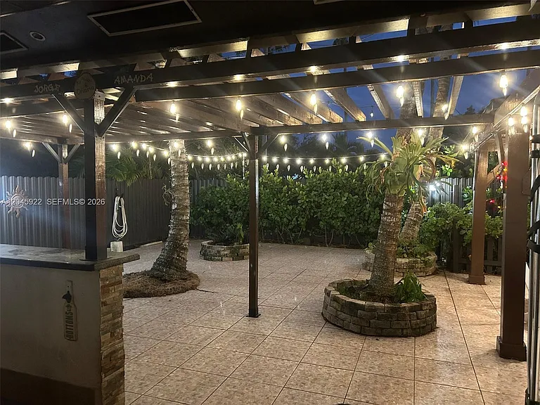 13650 SW 283rd Ter — Photo 6