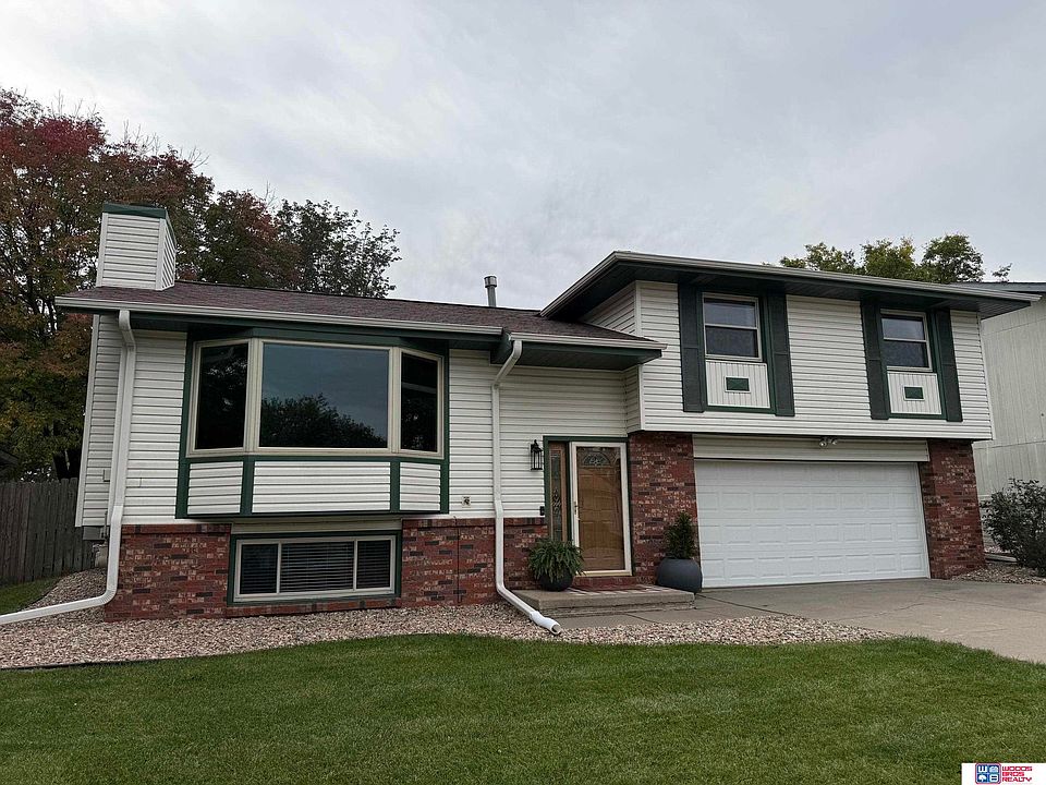 1st image of 5221 English Dr