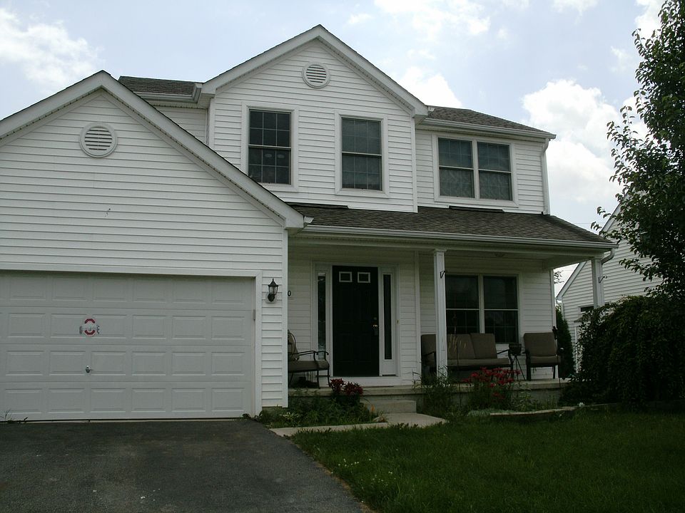 1st image of 220 Hayfield Dr