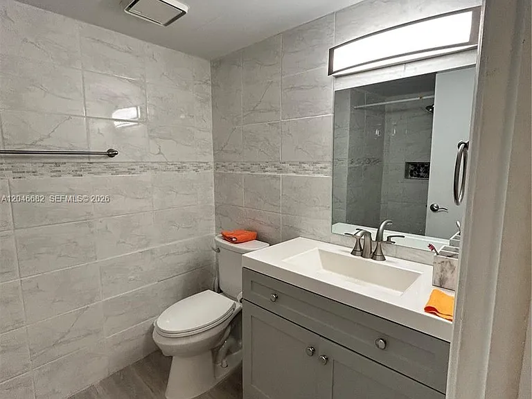 9421 Fontainebleau Blvd #202-35 — Photo 20