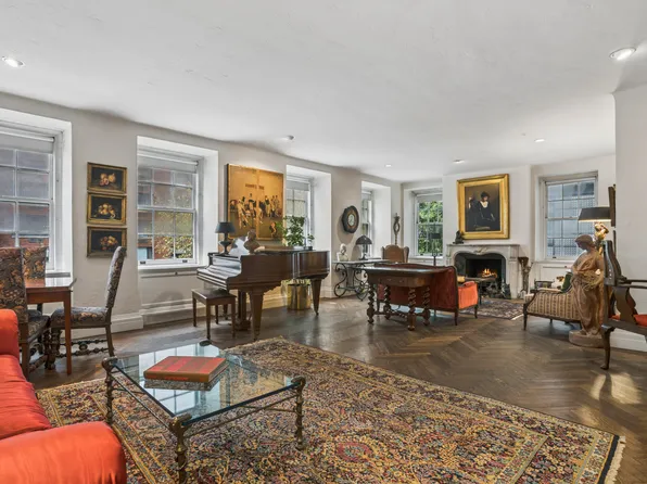 447 East 57th Street image 1 of 11