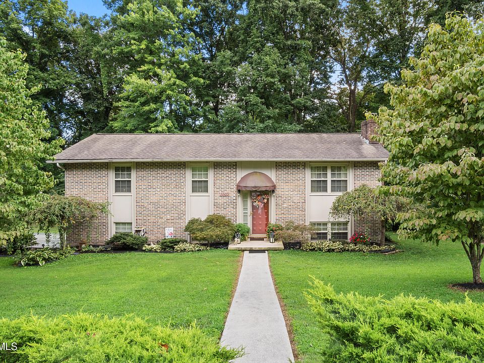 1st image of 5503 S Briscoe Cir