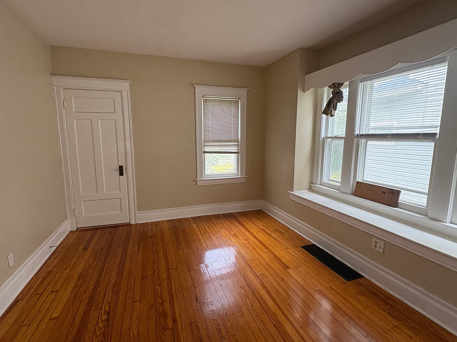 1 bed, 794 sqft, $1,400 — Photo 4