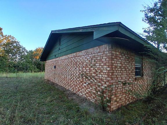 2nd image of 43209 Moccasin Trail Rd