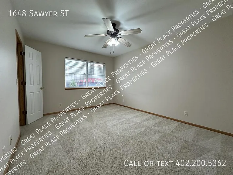1648 Sawyer St — Photo 10