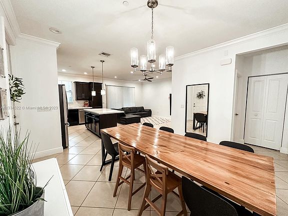 2nd image of 2983 Saint John Dr #2983