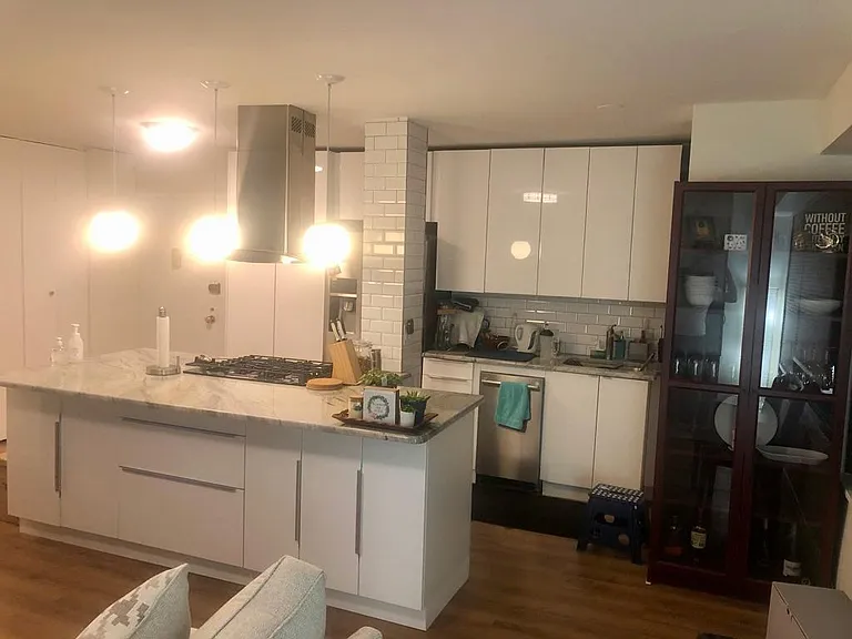135 Montgomery St #3G — Photo 4