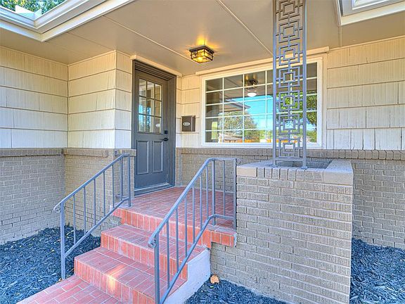 3rd image of 10312 Sunnymeade Pl