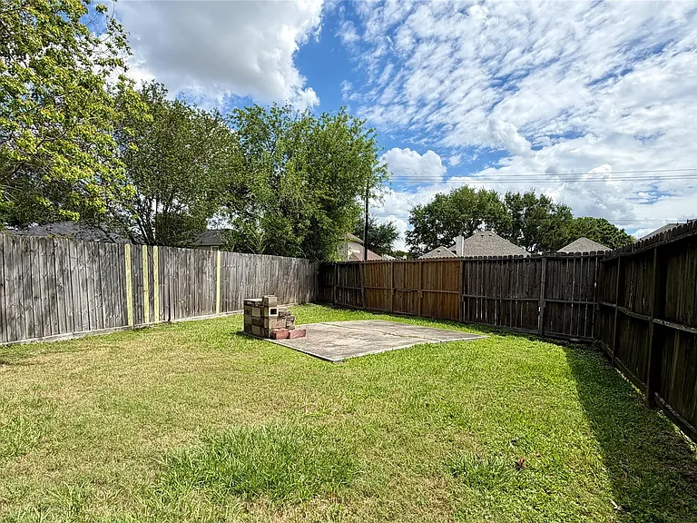 2306 Rushbrook Dr — Photo 31