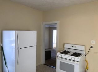 133 Providence St APT 2, Woonsocket, RI 02895