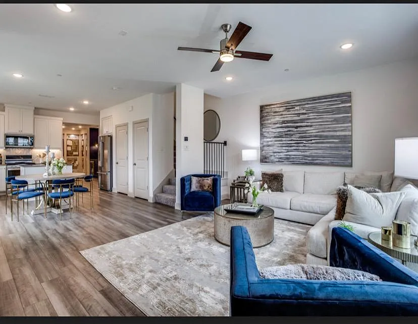 6101 Roper Rd — Photo 4