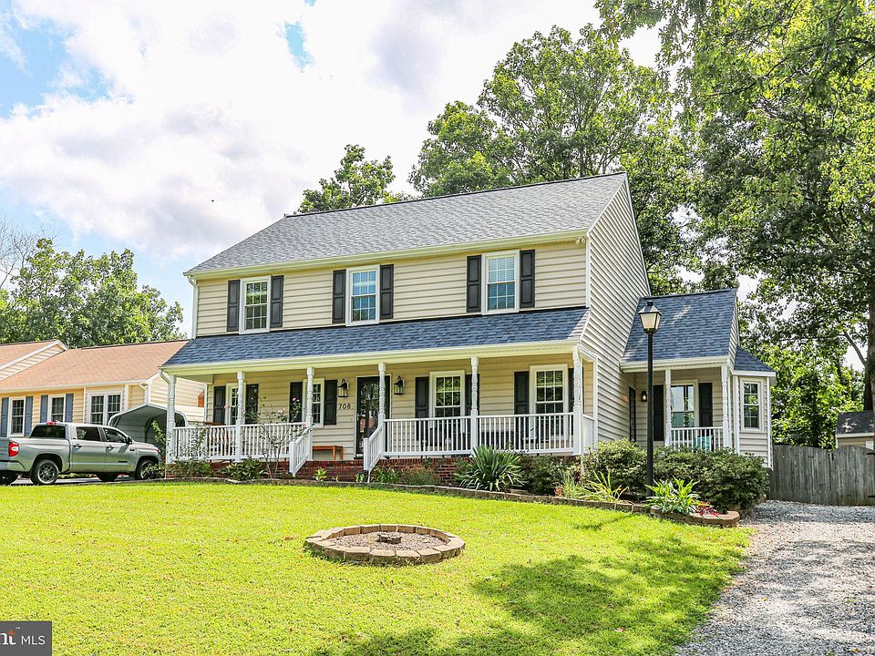 1st image of 708 Pleasants Dr