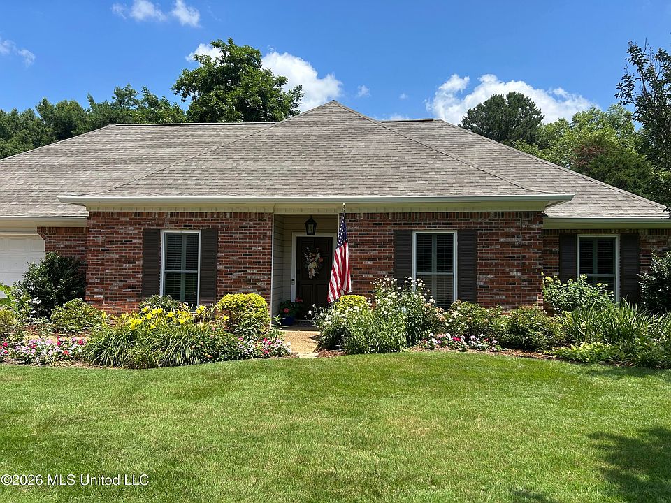 1st image of 229 Woodrun Dr