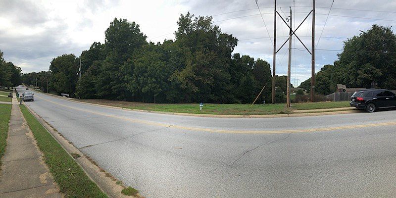2nd image of Falcon Rd
