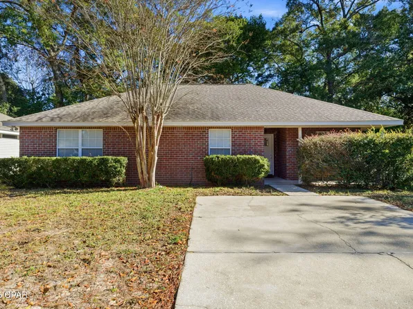 123 Elm Ave, Fort Walton Beach, FL 32548