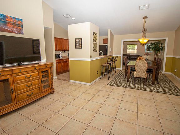 4th image of 226 SE Verada Ave