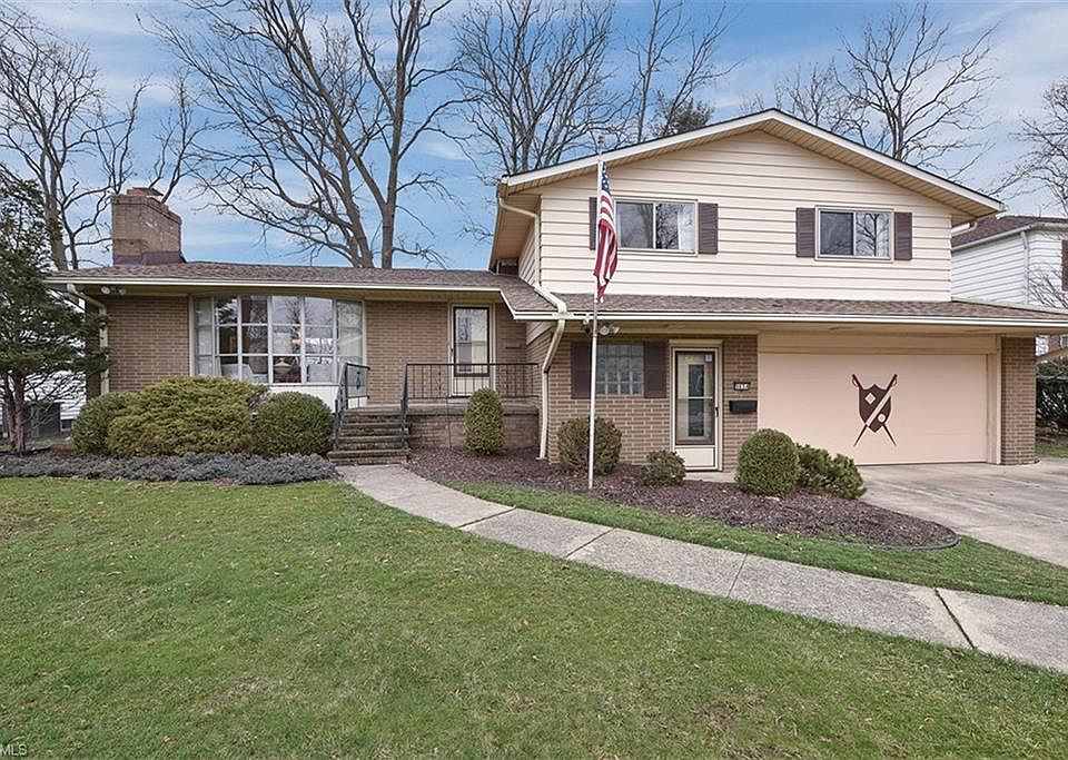 1st image of 9654 Stoney Creek Ln