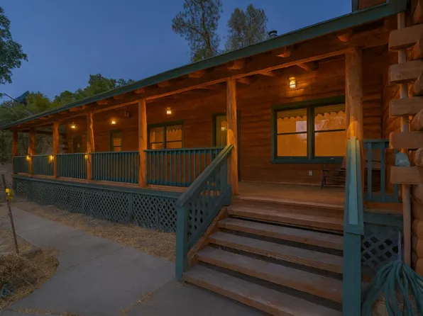 3691 Magnolia Ln, Mokelumne Hill, CA 95249