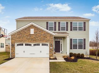 699 Crestview Dr, Lithopolis, OH 43136