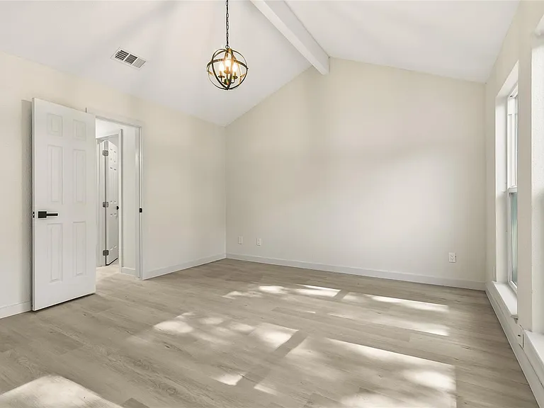 13414 Ravensway Dr — Photo 17