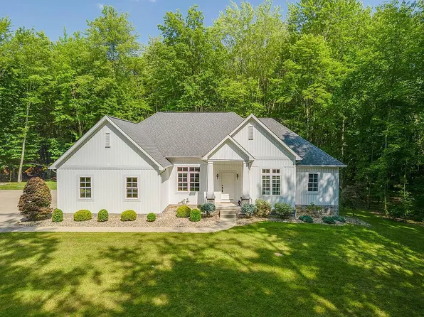 4150 Nichols Ln, Johnstown, OH 43031