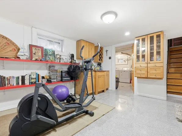 118 Avenue B image 19 of 21