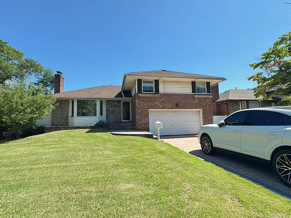 56 Marcus Ave