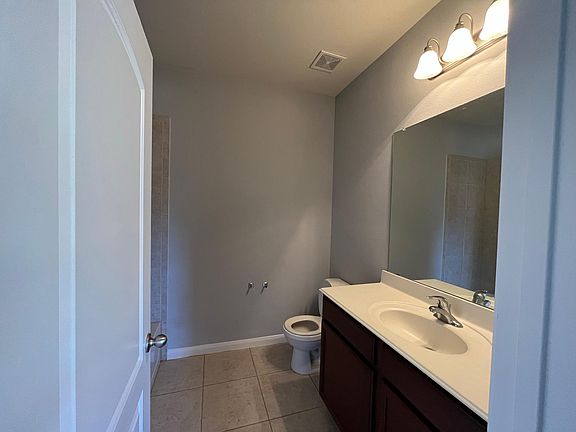 4th image of 2304 Sablewood Dr