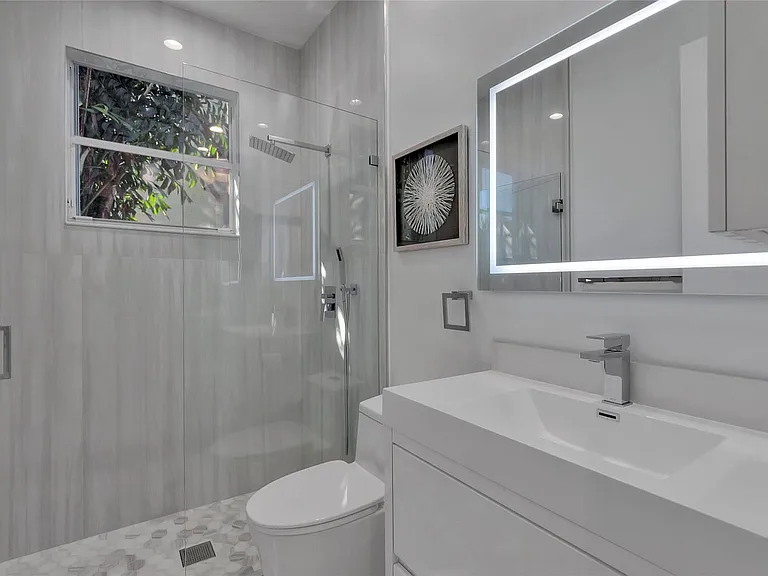 4088 NW Briarcliff Cir — Photo 16