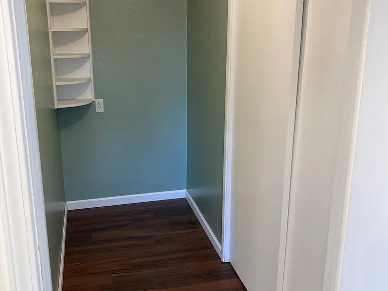 914 S Hickory St #1 — Photo 22