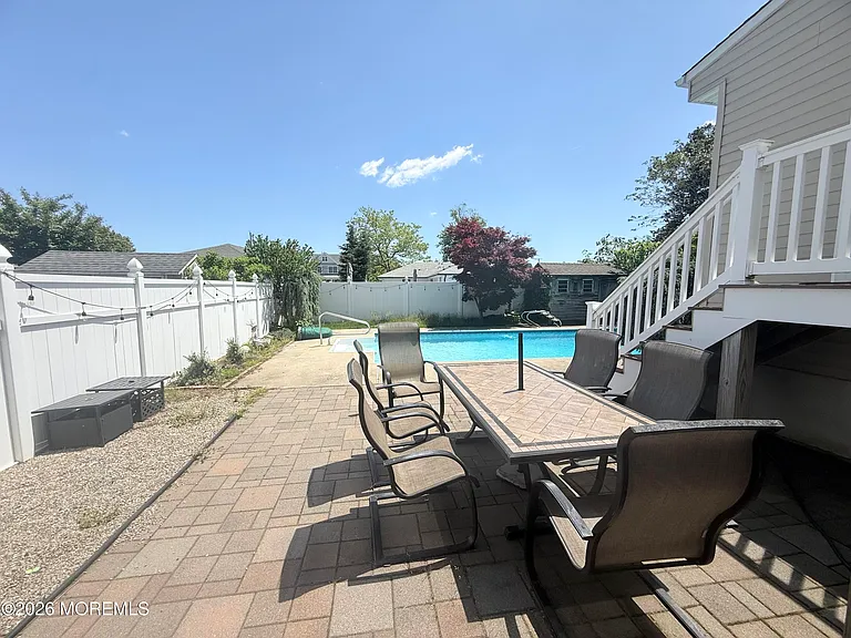116 Cornell Ave — Photo 20
