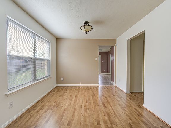5th image of 14246 Beech Glen Dr