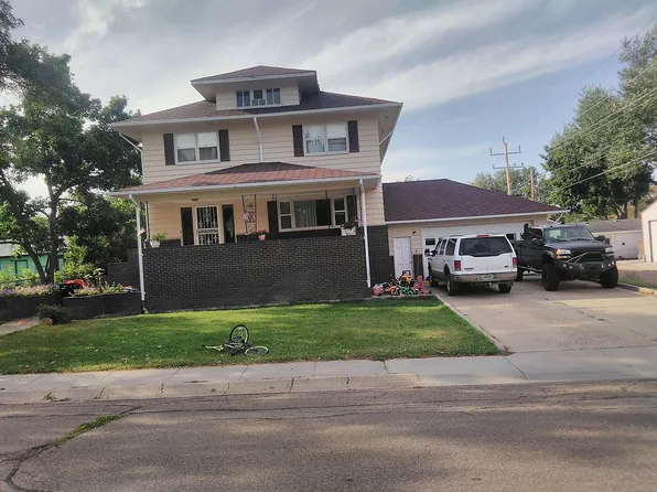 721 Hamilton St, Douglas, WY 82633