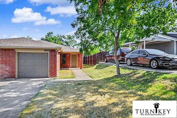 3 bed, 2.0 bath, 1100 sqft, $1,475 — Photo 4